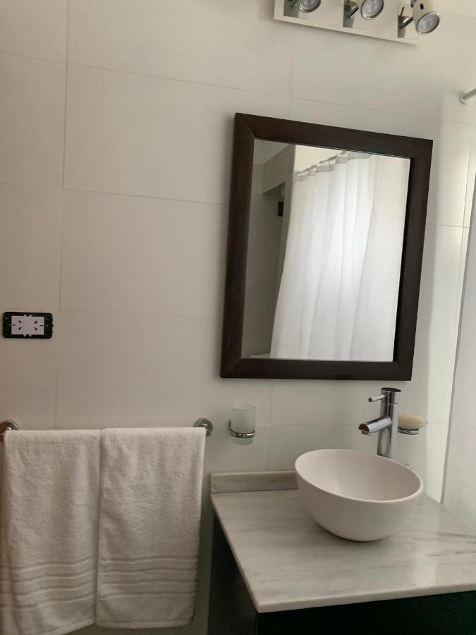 3 Amplios Ambientes Excelente Ubicacion-Avenida Corrientes Almagro- Cerca De Todo Leilighet Buenos Aires Eksteriør bilde